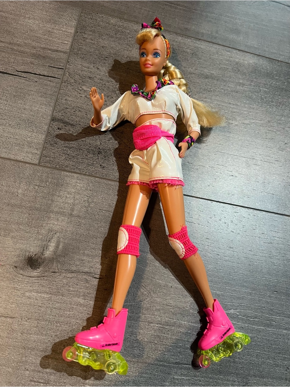 Vintage Rollerblade Barbie (1991) Sparks!